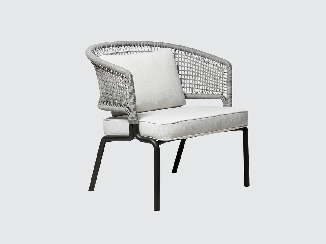 Silla individual con apoyabrazos del set Puelo en cuerda náutica gris claro y estructura de aluminio, para exterior